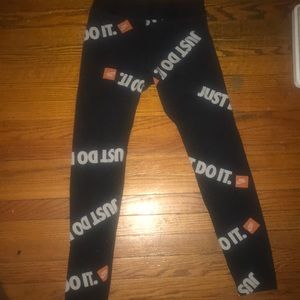 Nike Logo Leggings